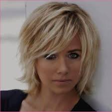 Damenfrisuren Mittellang 2020 Teil In 2020 Bob Frisur Haarschnitt Frisuren Mit Pony Mittellang