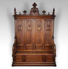 Beginning in england about the middle of the 18th century, it challenges the supremacy of neoclassicism within 50 yea… Gothic Revival Bench In Walnut Seating Armchairs Salon Suites