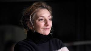 Капитан марло / capitaine marleau страна: Les Invisibles Sort En Dvd Corinne Masiero De La Rue Aux Plateaux De Cinema Lci