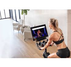 Feature details of nordictrack s22i studio cycle. Nordictrack Commercial S 22i Cycle Indoor 1 Jahr Abonnement Ifit Family Fitnessdigital