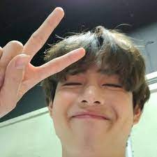 Das foto wurde bei picasso von phil v. Jungkook Picasso Jk Picasso Twitter