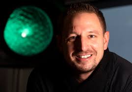 Edwin Schoen's Instagram, Twitter & Facebook