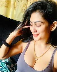 In 2018, she will be appearing in the movie '3 storeys'. Pin On Horoscope Gifts