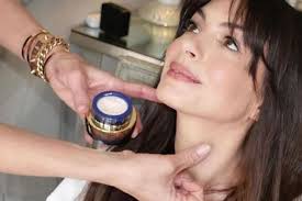 Darley Abbey cat thief with impeccable taste steals designer shoes, gloves  and sports bras from neighbours