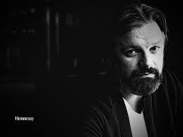 Hennessy und C3 gehen auf Bar-Tour