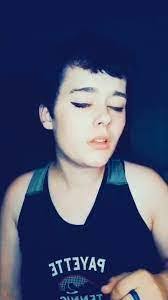 Kaitlin Kenyon's Instagram, Twitter & Facebook