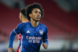 Willian manteve seu espaço como peça importante do time durante toda a temporada de 2018, 35 36 fazendo mais de 60 partidas. I6vslyukj1xa1m