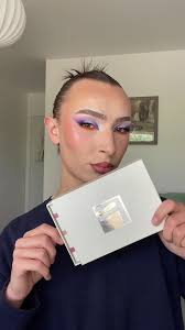 On pose le liphydra pref de @FABIAN le createur de @for-me.fr ❤️ #forme  #fabiancrfx #pourtoi #makeup #prt #summer #summervibes #lipoil