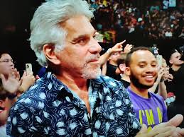 Watching King of Queens episodes with Lou