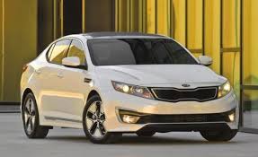 This is a high mileage review of a 2012 kia optima sx turbo with 133,000 miles. 2013 Kia Optima Hybrid Gets Better Mileage Another Trim Level And A Slightly Higher Price News Car And Driver
