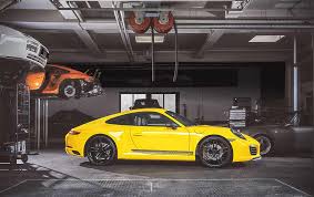 Unfortunately, porsche chose to sacrifice some of the carrera's heritage in order to prepare the 911, as well as its entire vehicle lineup, for the tougher fuel economy and co2 emissions rules that are. Techart Performance Paket Fur Porsche 911 Carrera T Motormobiles