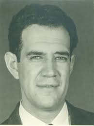 Colores vibrantes, formas geométricas, fuentes y espacios con luz,  características de la obra de Ricardo Legorreta