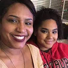 Renee Swindell's Instagram, Twitter & Facebook