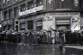 Cola Para Participar En Los Comicios De Febrero De 1936 Madrid Historia De Espana Fotos Antiguas Madrid Madrid Ciudad