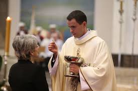 What is this message about? Nowi Ksieza I Proboszczowie W Diecezji Swidnickiej Zmiany Az W 42 Parafiach Swidnica Nasze Miasto