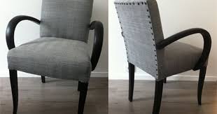 Atelier Du Siege De Passe A L Atelier Mobilier De Salon Retapisser Un Fauteuil Fauteuil Bridge