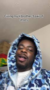 W or L big brother? @Stockvincy_ #thetsunamichild #deewave #drip #shoes  #sneakers #sneakerhead #siblings #brother #fashion #streetwear #humor  #comedy #viral #share