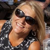 Tracy Burley's Instagram, Twitter & Facebook