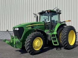 John Deere 7930 180 PTO hp - AutoQuad PLUS Tractor