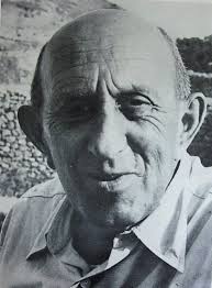 גם לו יש יום הולדת היום....מעניין איך היה מתמודד עם המצב הנוכחי...