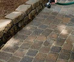 To be honest, polymeric sand isn't perfect, which is why the polymeric sand vs. Polymeric Paver Sand Sakrete