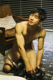 裸のイケメンモデル | イケメンファンの部屋