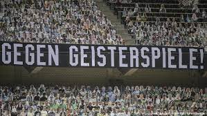Der anfang des sexistischen slogans. Dfl Plant Ruckkehr Der Fans Ins Stadion Sport Dw 28 07 2020