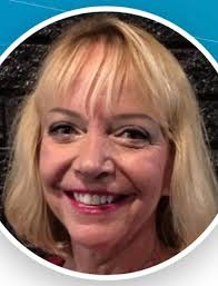 Glenda Howell's Instagram, Twitter & Facebook