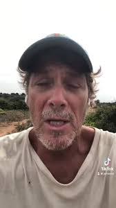 Deborah Dafoe's Instagram, Twitter & Facebook