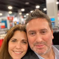 Sarah Deveau's Instagram, Twitter & Facebook