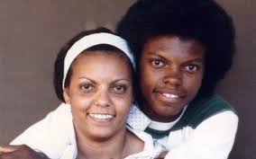 Audrey Sellers's Instagram, Twitter & Facebook