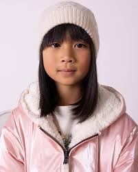 Winter Cable Knit Hat in Creme