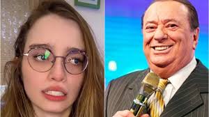 Neta de Raul Gil diz ter sido silenciada e não pode falar sobre o avô