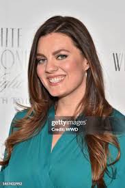 83 Eliza Carson Photos & High Res Pictures