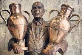 images?q=tbn:ANd9GcTM08Vsf3zXTbLz8HoamiG