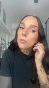 Look de Oficina con Zapatillas Jordan