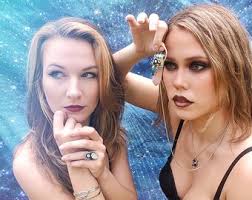 Buy Ethiopian Fire Opal Wolf Crystal Totem Spiritual Statement Necklace.  Witchy Mystic Holographic Rose Quartz. Festival EDM Meditation Online in  India