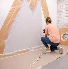 Wenn sie mit einer maschine wandfarbe an ihre innenwände sprühen möchten, sollten sie ihre böden und fenster gut schützen. Wandfarbe Spruhen Anleitung Tipps Wagner