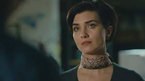 Tuba Buyukustun Den Makyajsiz Paylasim Minval Turkiye