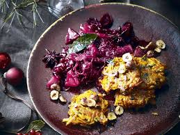Rotkohl Mit Susskartoffelrosti S K 12 2017 Das Rezeptportal Von Naturkost De Bio Vollwertig Vegetarisch Rezepte Rotkohl Rezepte Mit Rotkohl