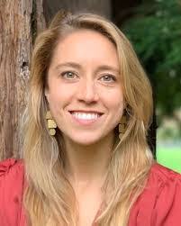 Danielle York's Instagram, Twitter & Facebook