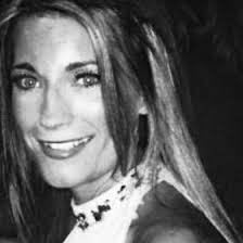 Donna Callan's Instagram, Twitter & Facebook