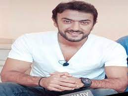 سعد الغامدي الحذيفي محسن القاسم عبد العزيز الاحمد عبد الباسط مجود عبد الباشط ورش عبد الباسط ابو بكر الشاطري إبراهيم الدوسري (ورش) احمد إبن علي العجمي. Ø£Ø­Ù…Ø¯ Ø§Ù„Ø¹ÙˆØ¶ÙŠ ÙŠÙƒØ´Ù Ø¹Ù† Ø´Ø®ØµÙŠØªÙ‡ ÙÙŠ Ø§Ù„Ù„ÙŠ Ù…Ø§Ù„ÙˆØ´ ÙƒØ¨ÙŠØ± Ù…ØµØ±Ø§ÙˆÙ‰
