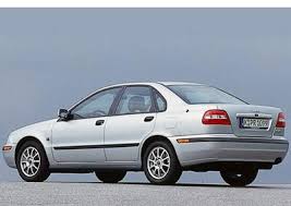 Volvo S40 Sedan 2002 - 2004 reviews, technical data, prices