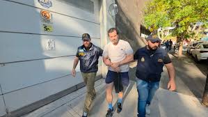 Detenido en Argentina Fernando Farías Laguna, uno de los cabecillas de la red de huachicol de la Marina