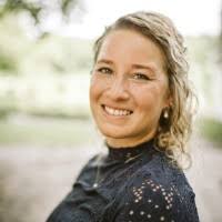 30+ 'Maxine' profiles