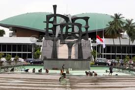 Si manusia ingin bermain biola, dan si vampir ingin melihat dunia yang lebih luas. Soal Anggota Dpr Isoman Di Hotel Sekjen Apa Yang Mau Dibatalkan Baru Wacana