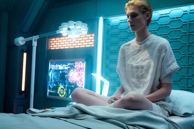 What Does Netflix's Cloverfield Paradox Sneak Attack Mean for the Future of  Hollywood? | Vanity Fair