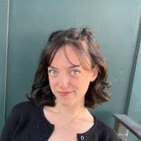 Lily Simon's Instagram, Twitter & Facebook