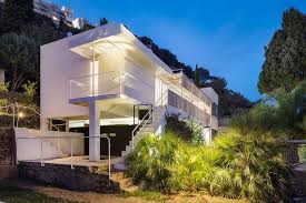 Jasa desain rumah dengan arsitek profesional serta berpengalaman, kami merupakan tim desain rumah dengan basic arsitektur. Jasa Arsitek Di Bandung 0812 8899 3338 Harga Jasa Desain Interior